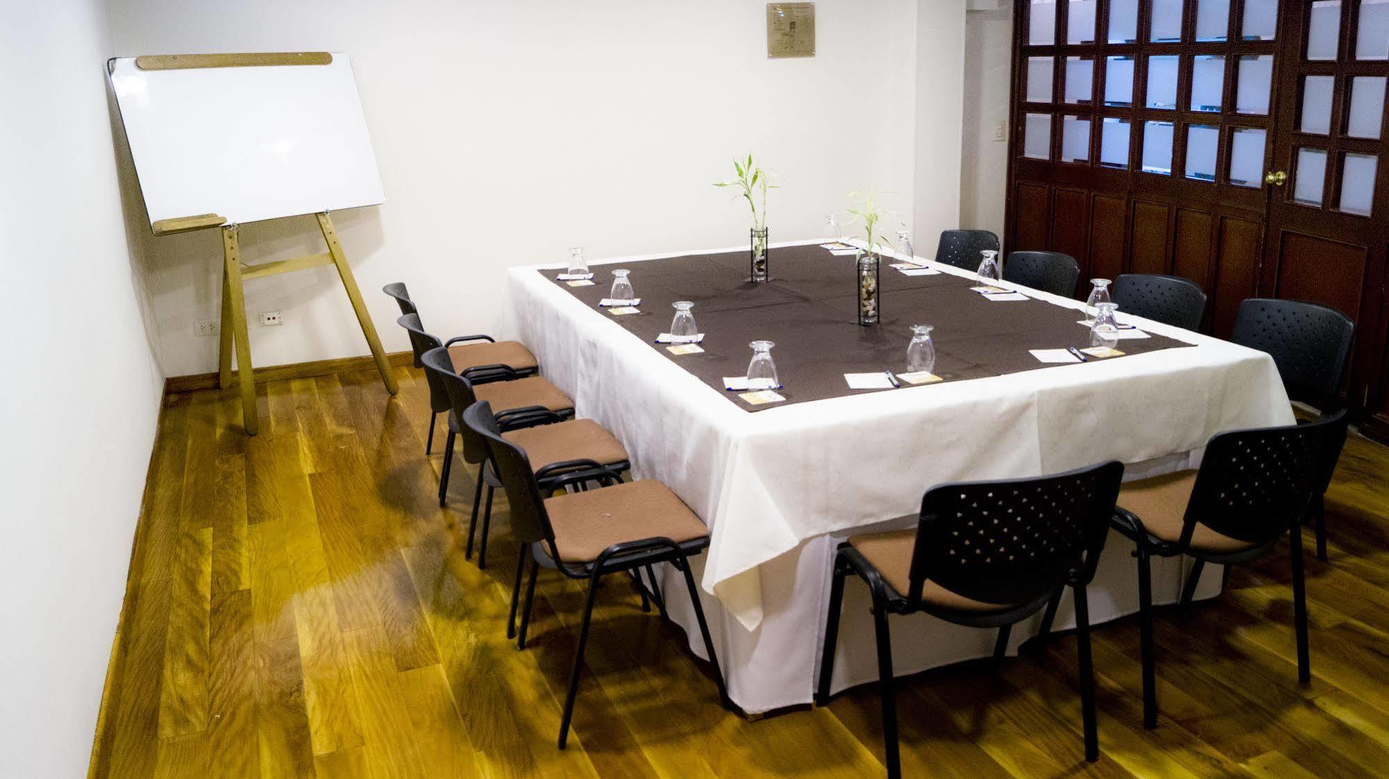 Hotel Fernando Plaza Pasto Extérieur photo